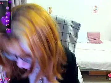 Stripchat Adult Webcam of MilisaSweet777