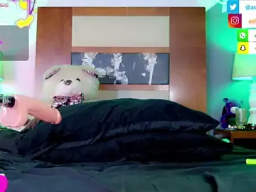 Stripchat Live Sex of ashley_19xx