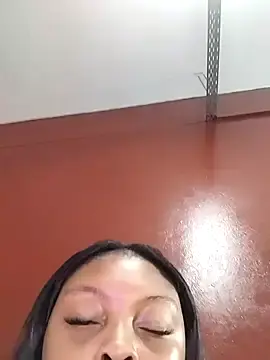 Stripchat Sex Chat of Sexyroseytitz_00