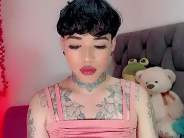 Stripchat Free Porn Cam of little_star_porn