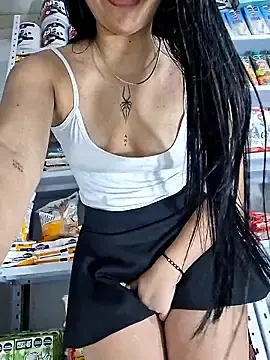 Stripchat Live Sex Cam of Katia_sweetx