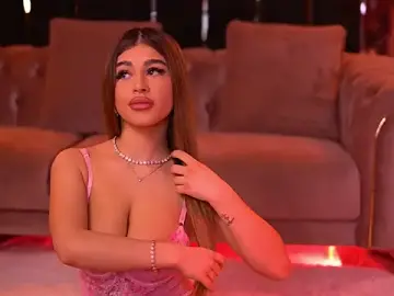 Stripchat Free Live Porn of BellaNoirre