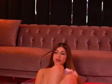 Stripchat Live Sex of BellaNoirre