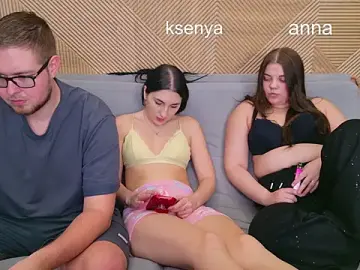 Stripchat Adult Webcam of Ksenny