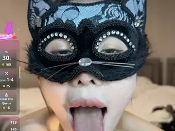 Stripchat Live Porn of penny_coco