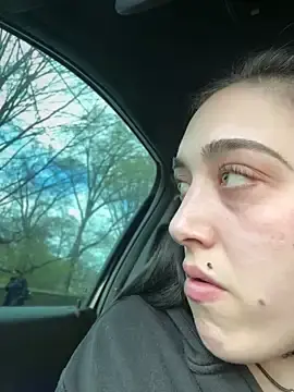 Stripchat Sex Cam of ThicBunz