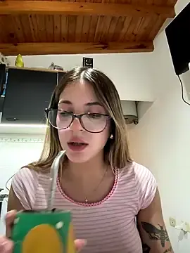 Stripchat Free Live Porn of Lolykush
