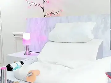 Stripchat Live Sex of charolbruce_1