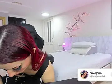 Stripchat Free Live Porn of charolbruce_1