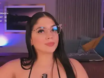 Stripchat Sex Chat of Hailey-Fox