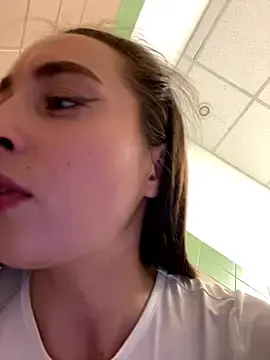 Stripchat Live Sex of Holly_Play