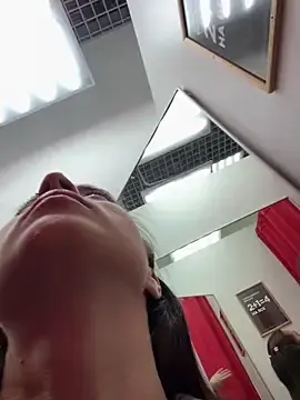 Stripchat Best live sex cam show of Holly_Play