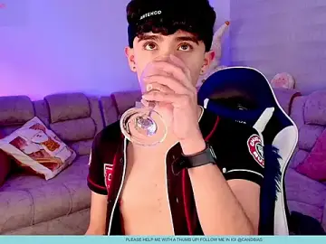 Stripchat Adult Video Chat of Niico_Cruz