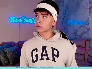 Stripchat Best live sex cam show of Niico_Cruz