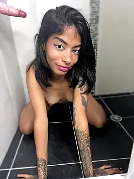 Stripchat Watch Live Sex Cams of TweetiePieXXX
