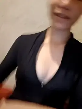 Stripchat Watch Live Sex Cams of HelenHoltz