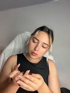 Stripchat Adult Video Chat of Irisweet_