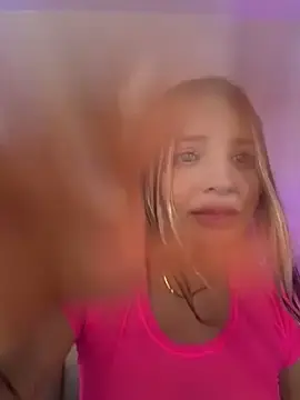 Stripchat Sex Cam of Ashleyjenner_