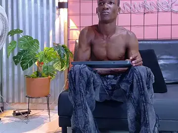 Stripchat Adult Webcam of martin_killer