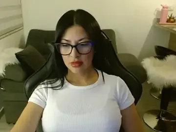 Stripchat Free Porn Cam of Mia_Paradis