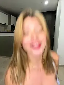 Stripchat Live Sex of _Alice_1