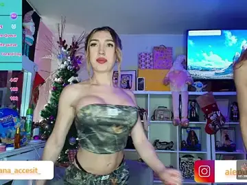 Stripchat Free Porn Cam of caroline_cossei