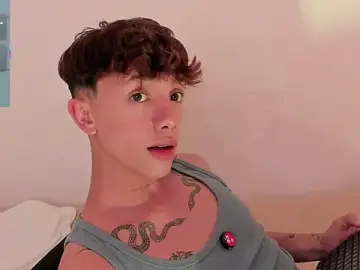 Stripchat Adult Video Chat of Tomy_Rox