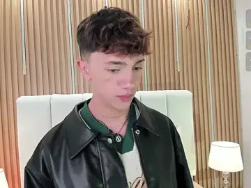 Stripchat Adult Webcams of Tomy_Rox