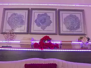 Stripchat Free Live Porn of BustyEva_