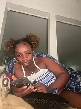 Stripchat Sex Cam of LillShayy