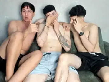 Stripchat Best live sex cam show of pelusos_mens