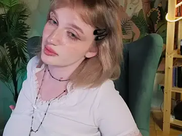 Stripchat Free Live Porn of ELLIEJAY