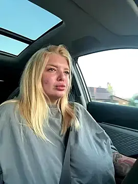 Stripchat Live Sex Cam of OdriOlsens