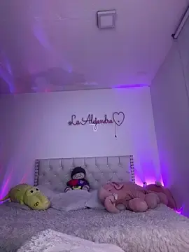 Stripchat Adult Webcam of alee_lenoxx