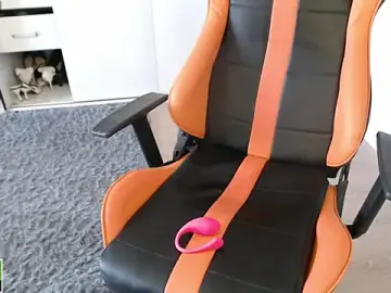 Stripchat Sex Cam of crystalyss