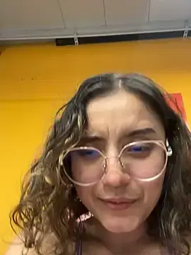 Stripchat Adult Webcam of Kay_LustyWife
