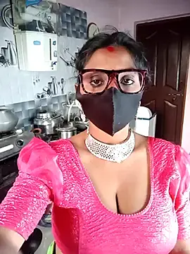 Stripchat Watch Live Sex Cams of Mohini_Josh069