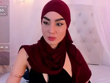 Stripchat Free Porn Cam of fatimarab