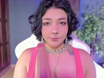 Stripchat Best Webcam of Evelynn