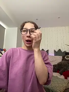 Stripchat Live Sex Cam of HotCaramellsTV