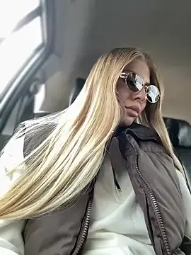 Stripchat Sex Cam of NewLale