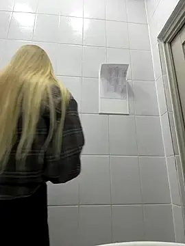 Stripchat Adult Webcam of NewLale