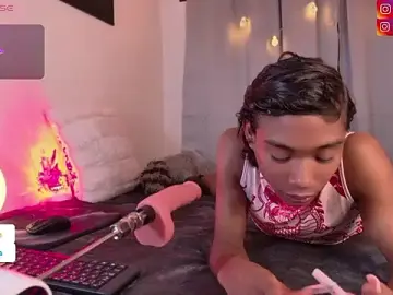 Stripchat Nude Webcam of alejo_cute