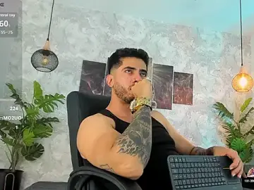 Stripchat Sex Cam of Nate_franco