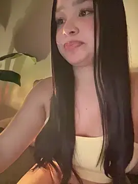 Stripchat Live Sex Cam of bella_parisi