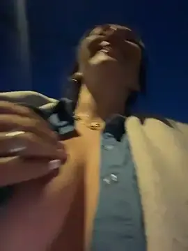 Stripchat Nude Webcam of Ninabigtitied