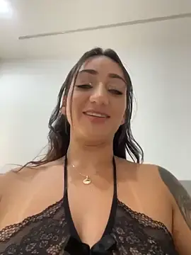 Stripchat Live Sex Cam of Ninabigtitied