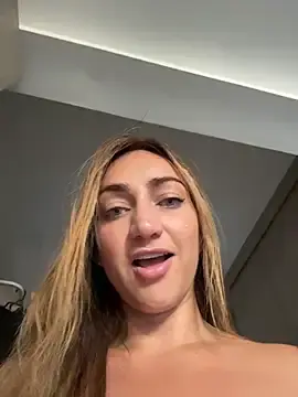 Stripchat Free Porn Cam of Ninabigtitied