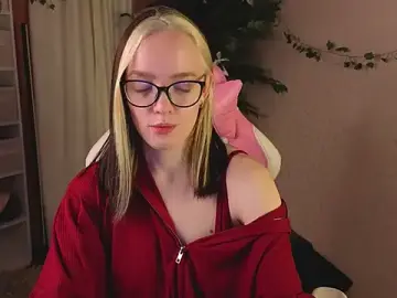 Stripchat Adult Webcam of R0cket_bunny