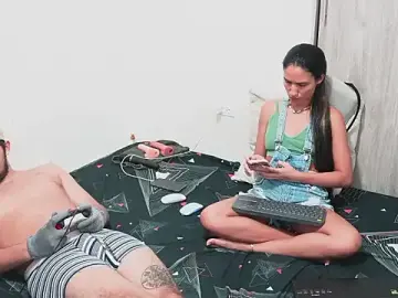 Stripchat Free Porn Cam of bonyclyde2203